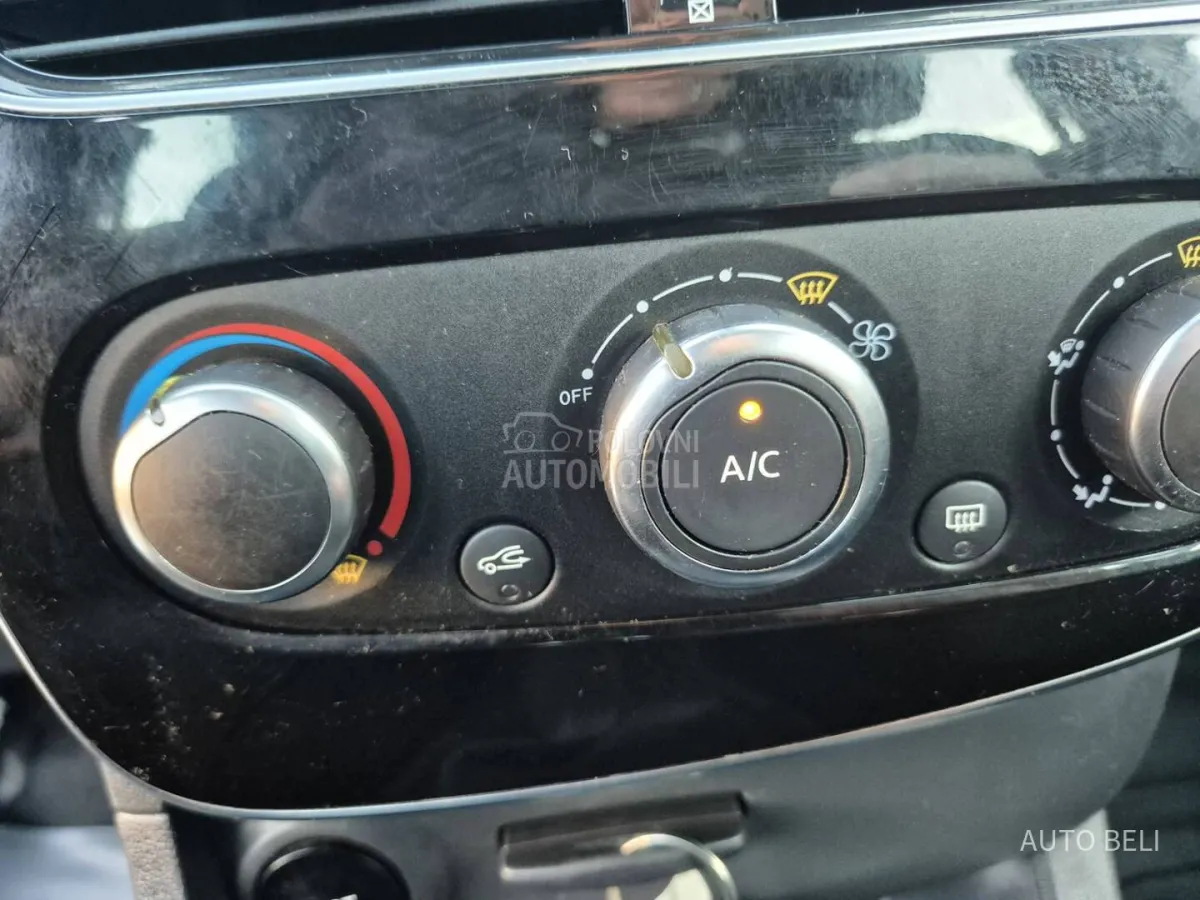 Renault Clio 1.2 (2017) - slika 38