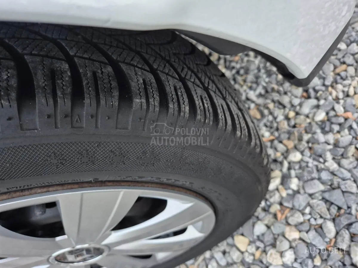Renault Clio 1.5 dci N1/4mesta (2015) - slika 35