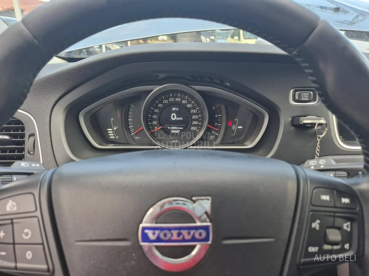 Volvo V40 2.0 d3 (2015) - slika 34