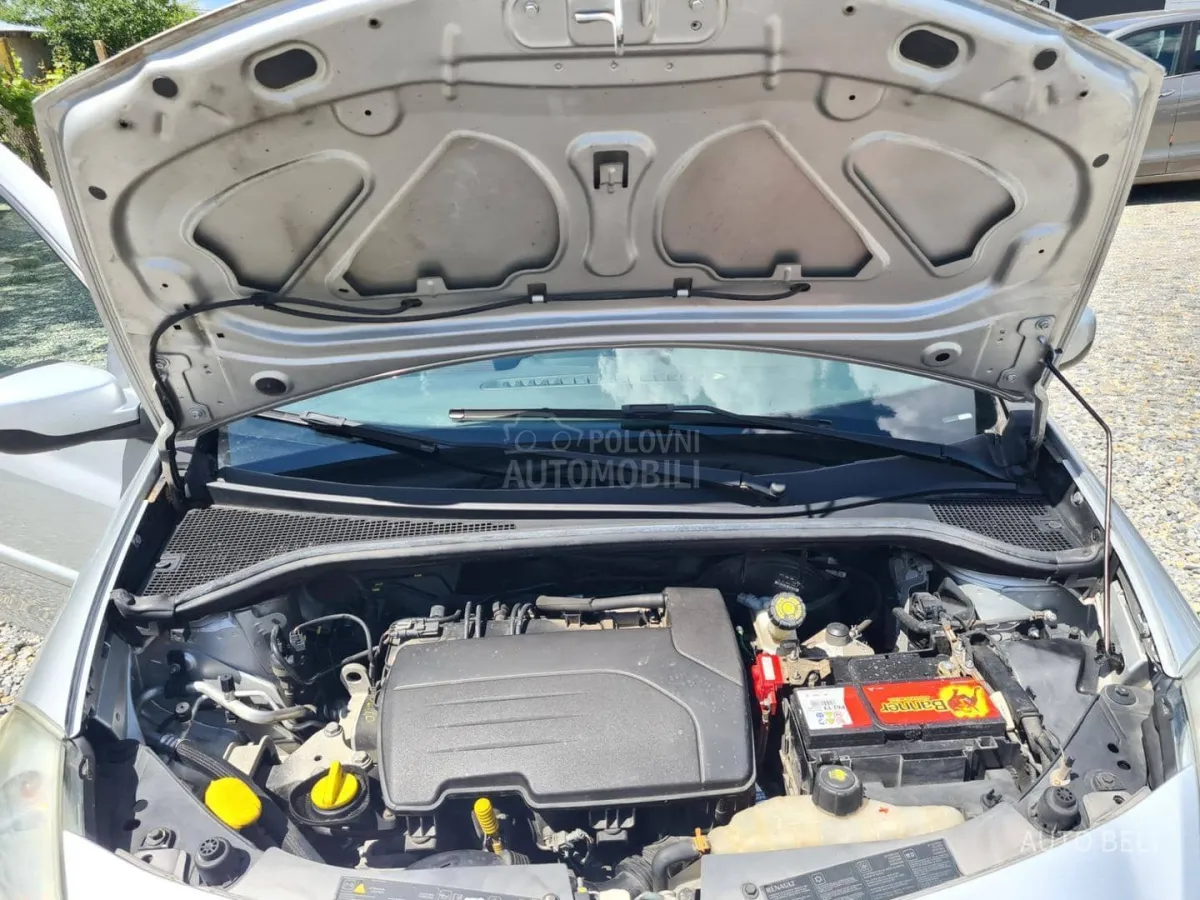Renault Clio 1.2 (2012) - slika 40