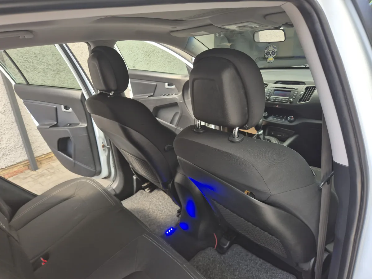 Kia Sportage 1.7 crdi (2012) - slika 24