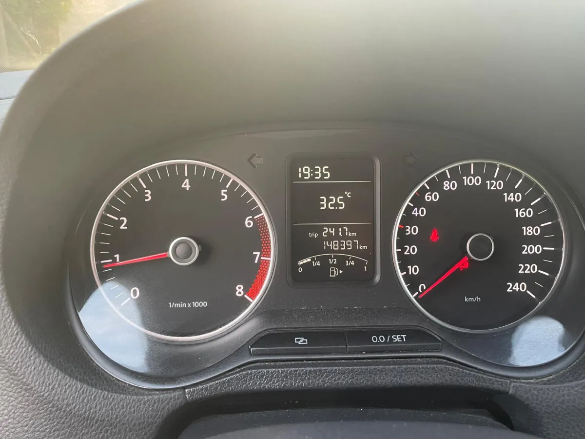 Volkswagen Polo 1.2 (2011) - slika 16