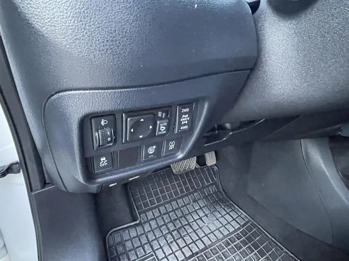 Nissan Juke 1.6 DIG-T Tekna (2014) - slika 19
