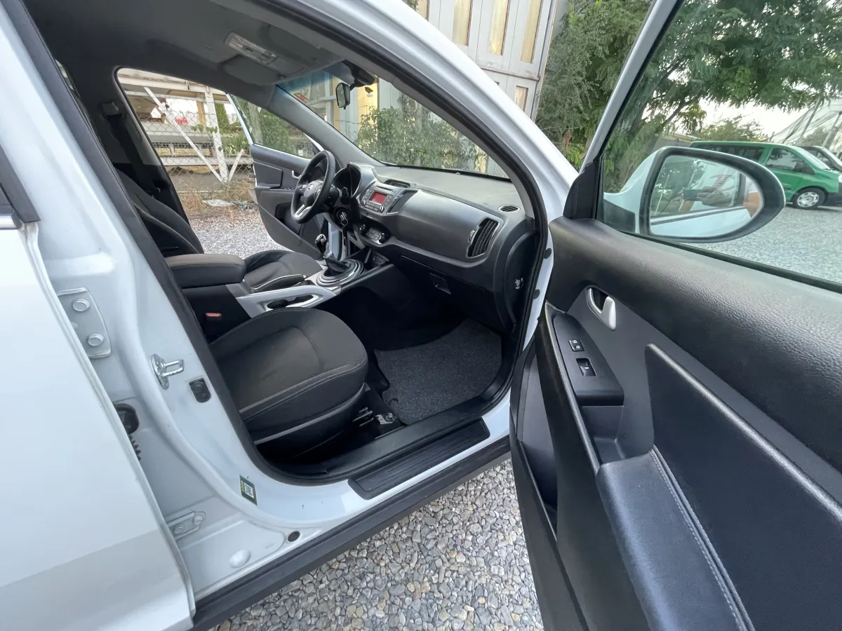 Kia Sportage 1.7 CRDi (2014) - slika 24