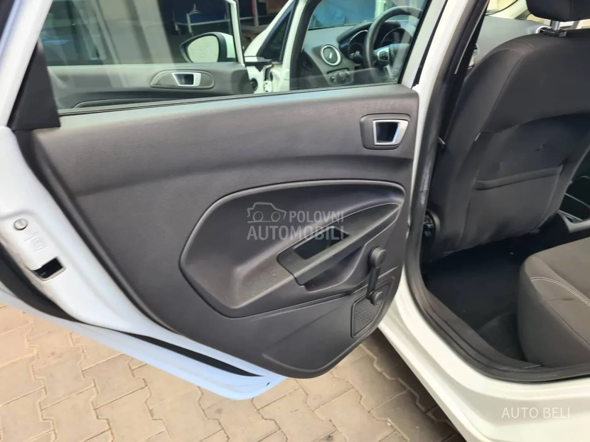 Ford Fiesta 1.4 tdci (2016) - slika 15