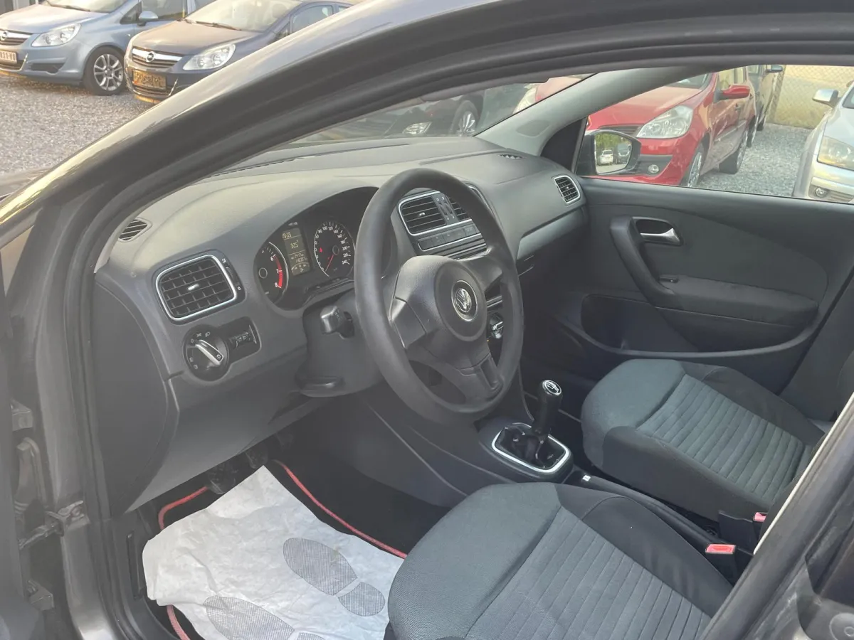 Volkswagen Polo 1.2 (2011) - slika 12