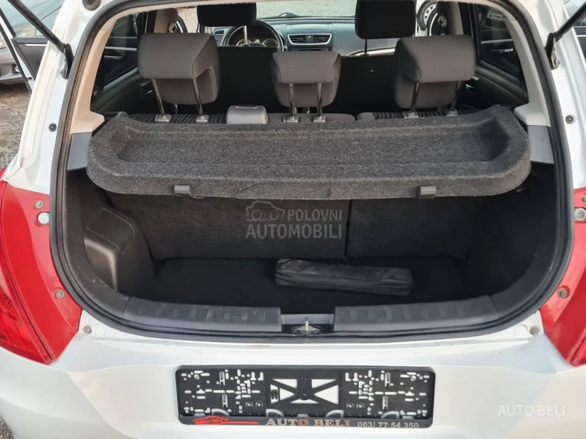 Suzuki Swift 1.3 ddis (2012) - slika 19