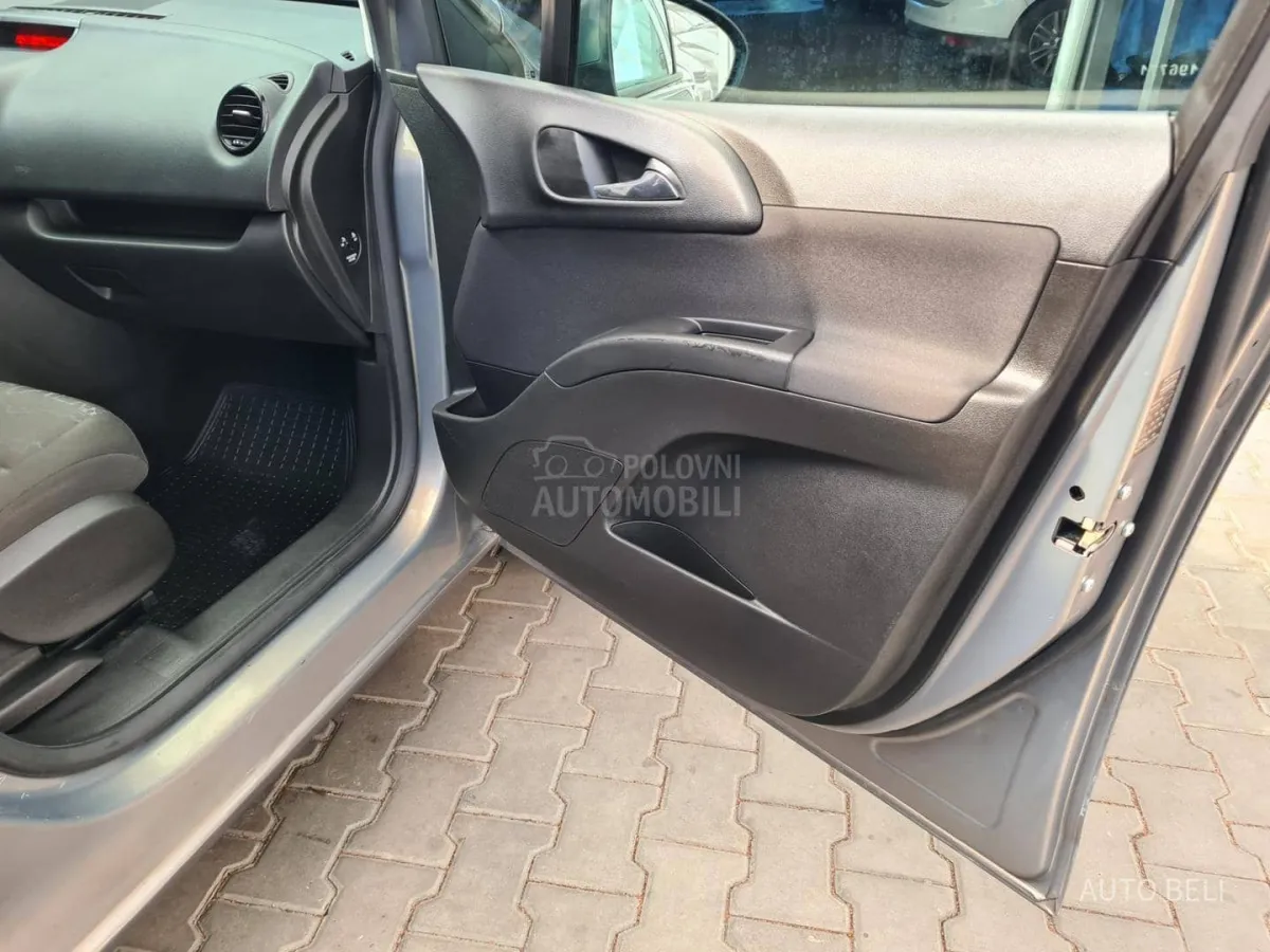 Opel Meriva 1.4 (2011) - slika 22