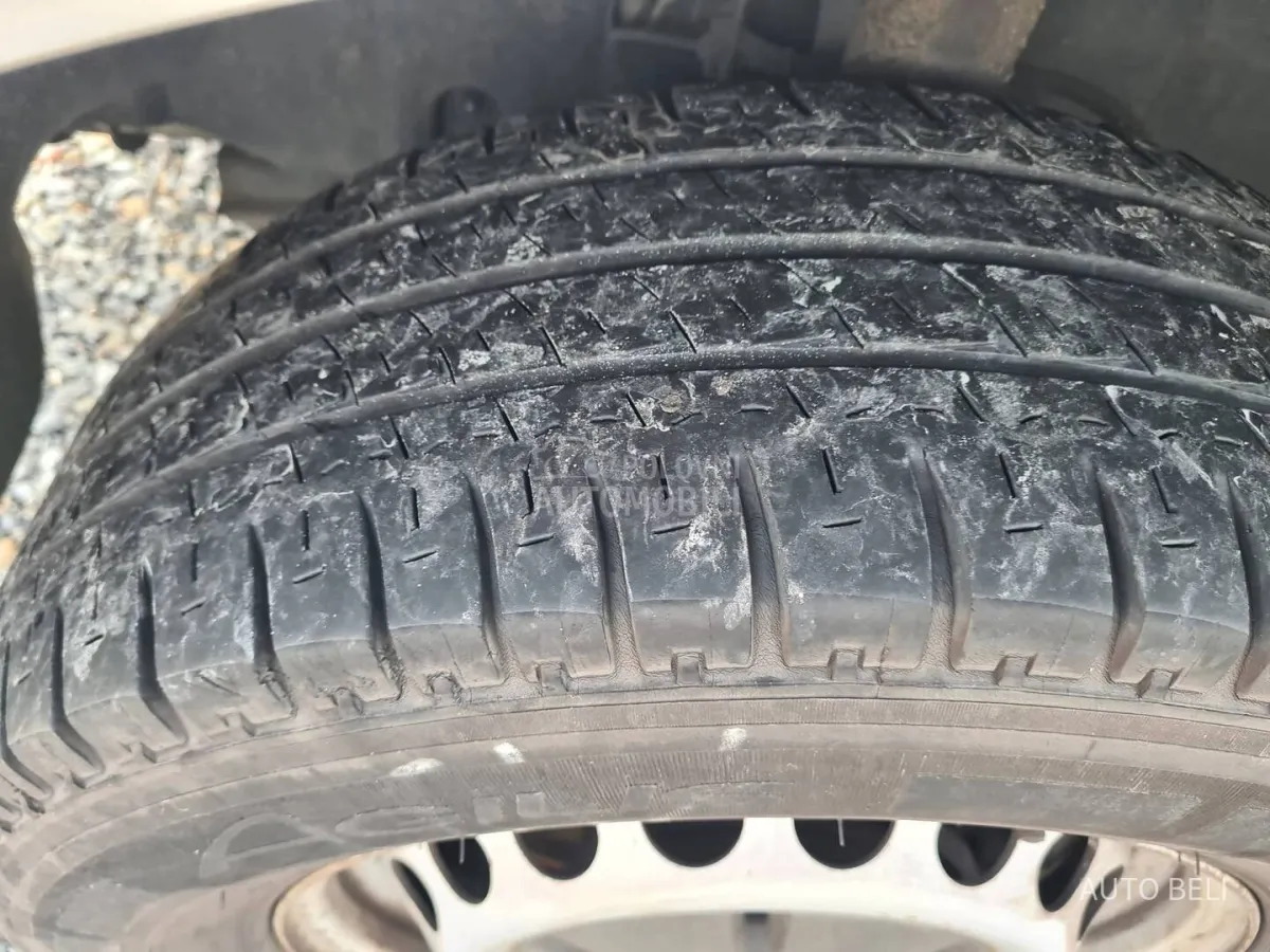Volkswagen Crafter 2.0 tdi (2016) - slika 33
