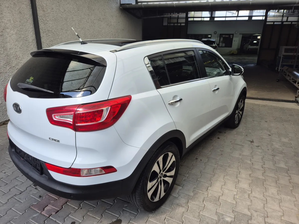 Kia Sportage 1.7 crdi (2012) - slika 6