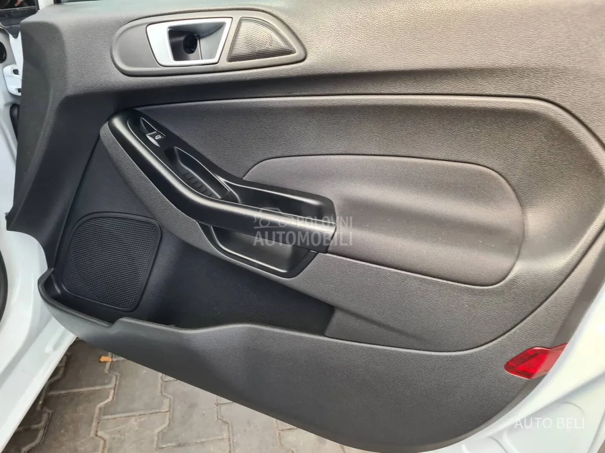 Ford Fiesta 1.4 tdci (2016) - slika 24