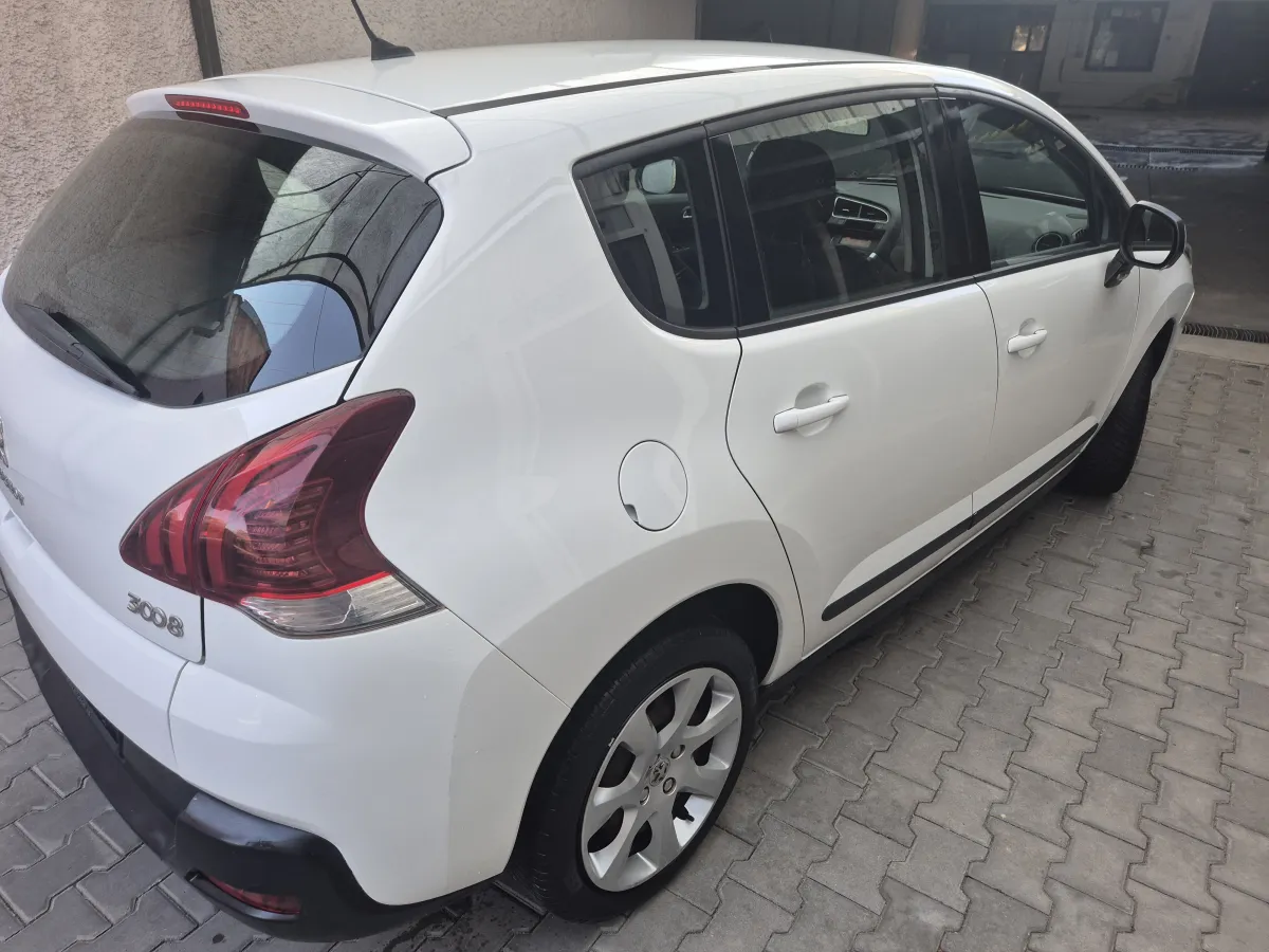 Peugeot 3008 1.6 HDI (2014) - slika 5