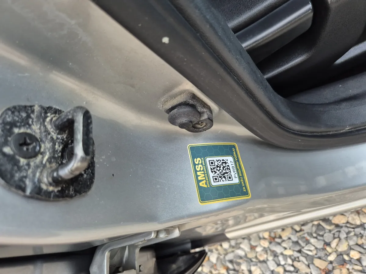 Nissan Qashqai 1.5 DCI (2008) - slika 27