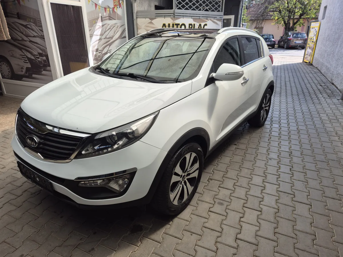Kia Sportage 1.7 crdi (2012) - slika 3