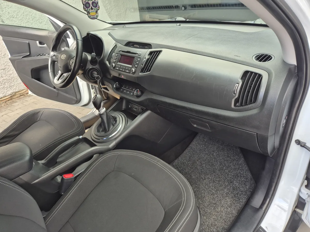 Kia Sportage 1.7 crdi (2012) - slika 27