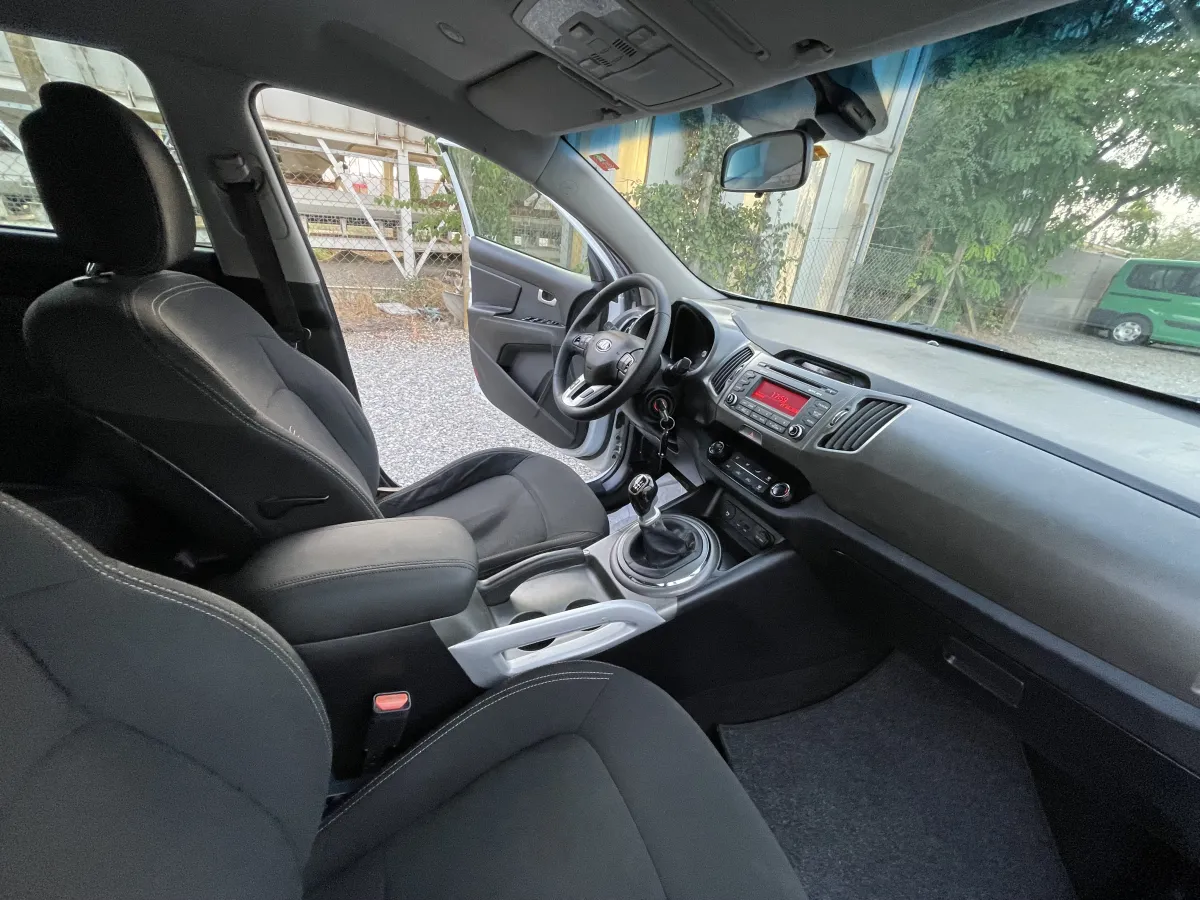 Kia Sportage 1.7 CRDi (2014) - slika 25