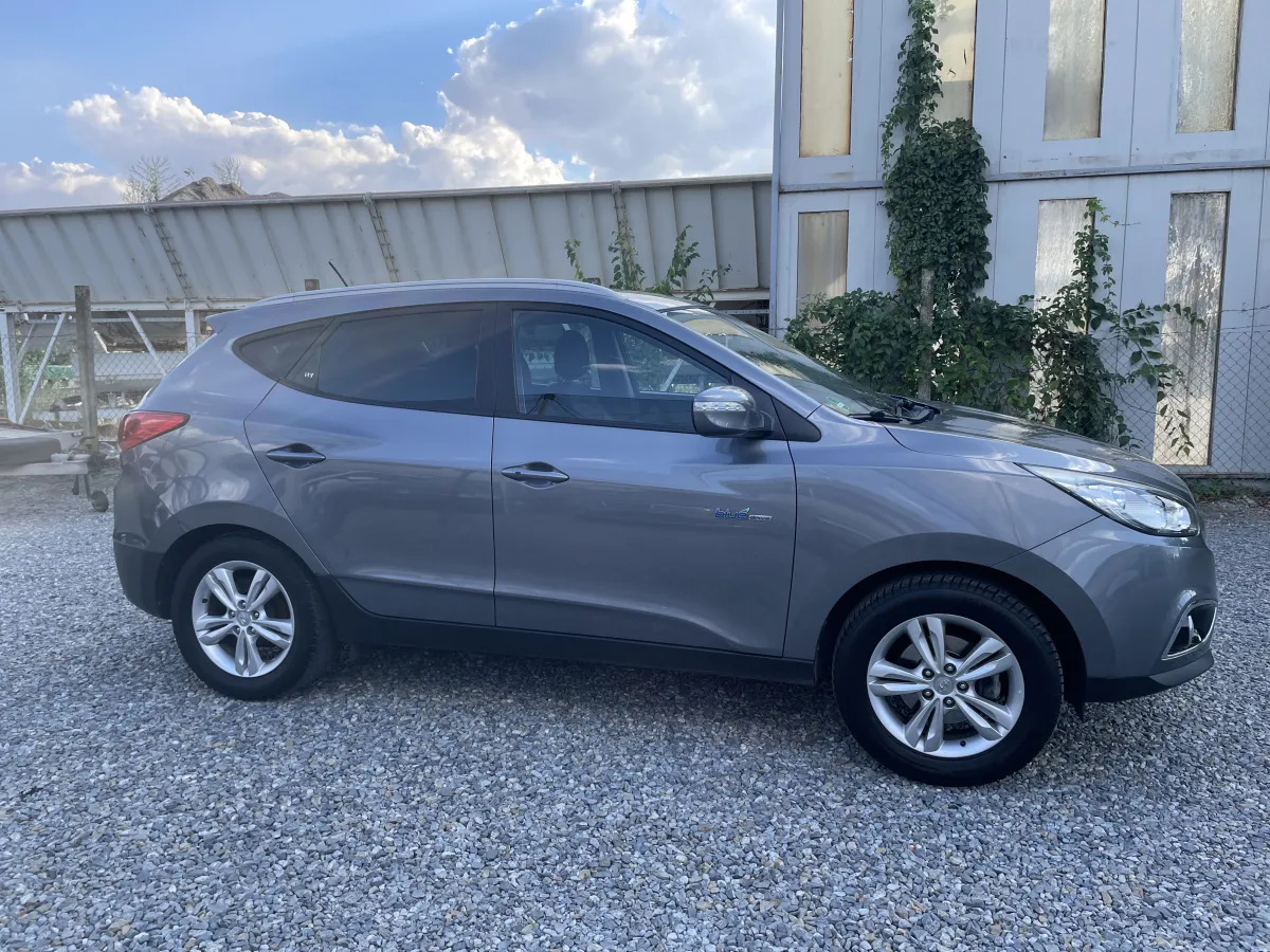 Hyundai ix35 1.6 2WD (2013) - slika 11