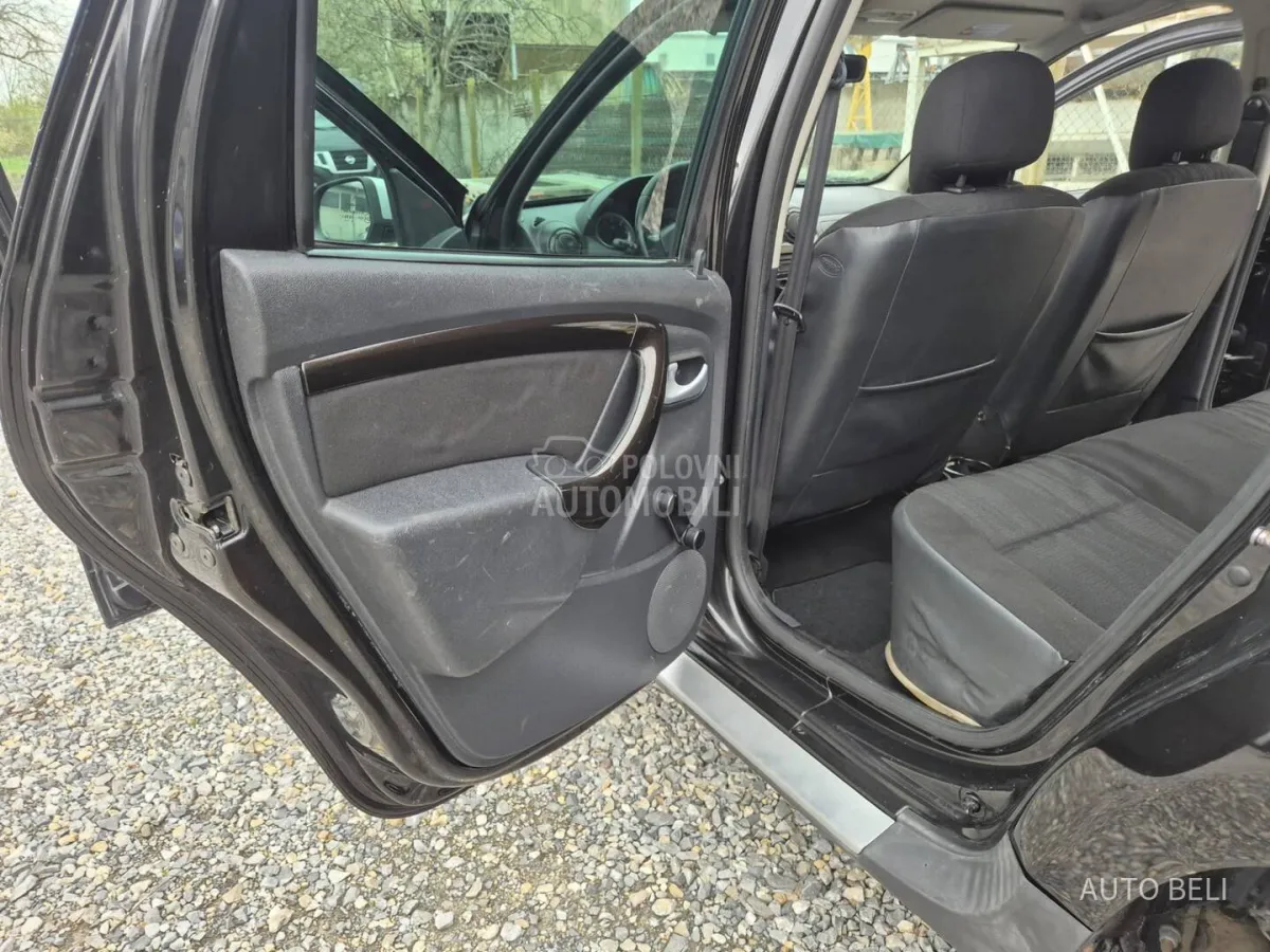 Dacia Duster 1.5 DCI (2012) - slika 15