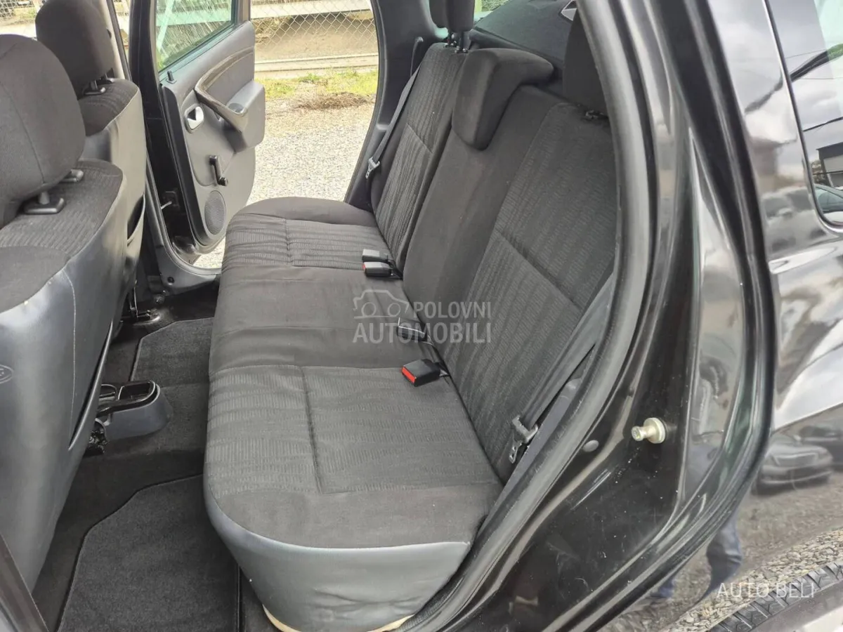Dacia Duster 1.5 DCI (2012) - slika 17