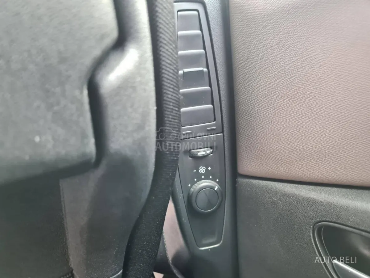 Citroen C4 Grand Picasso 1.6 E HDI (2014) - slika 38