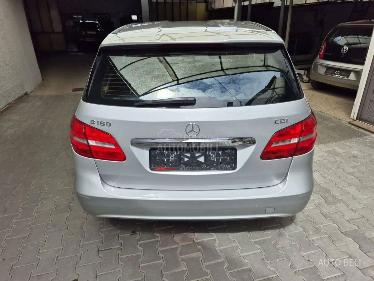 Mercedes Benz B 180 b180 cdi (2012) - slika 7