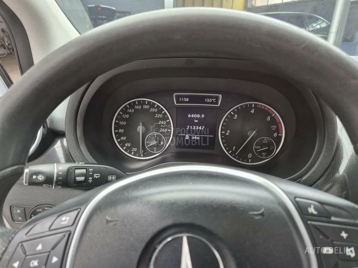 Mercedes Benz B 180 b180 cdi (2012) - slika 36