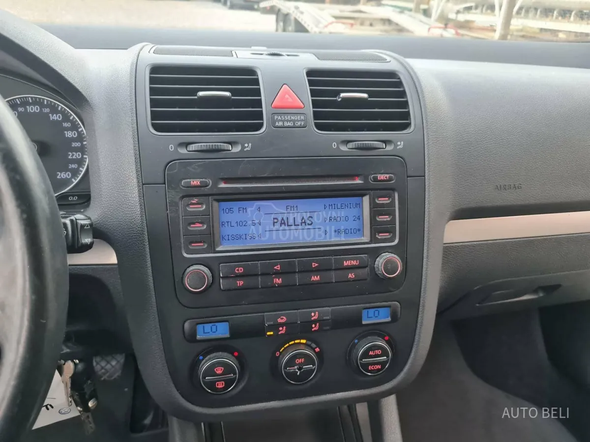 Volkswagen Golf 5 1.6 fsi (2005) - slika 33