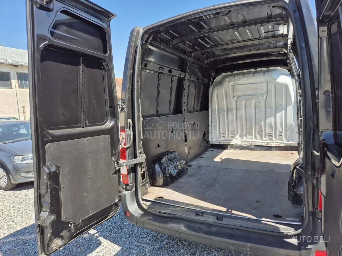 Nissan Nv400 2.3 dci (2015) - slika 14