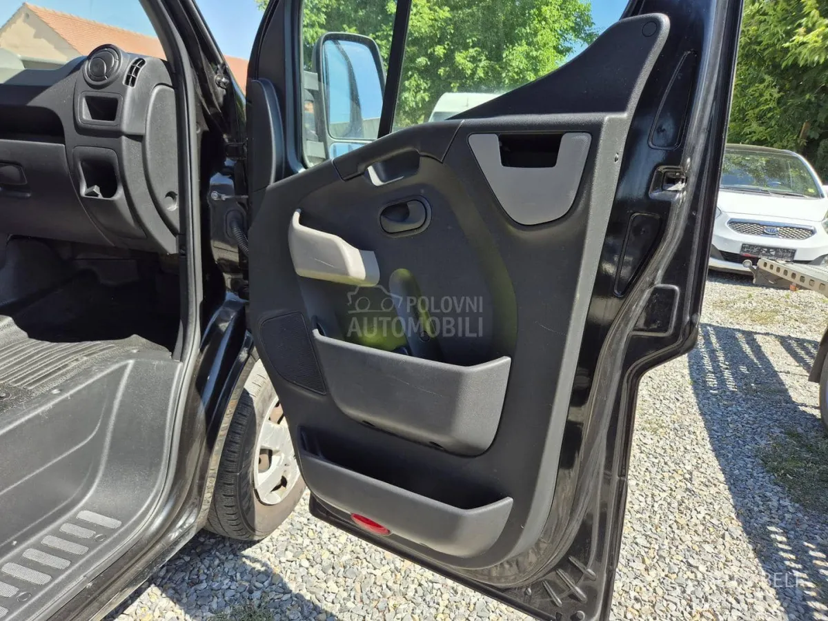 Nissan Nv400 2.3 dci (2015) - slika 17