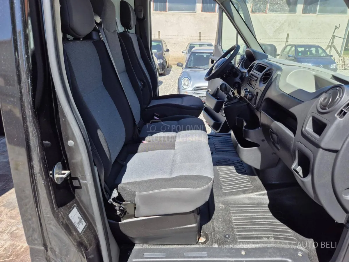 Nissan Nv400 2.3 dci (2015) - slika 19