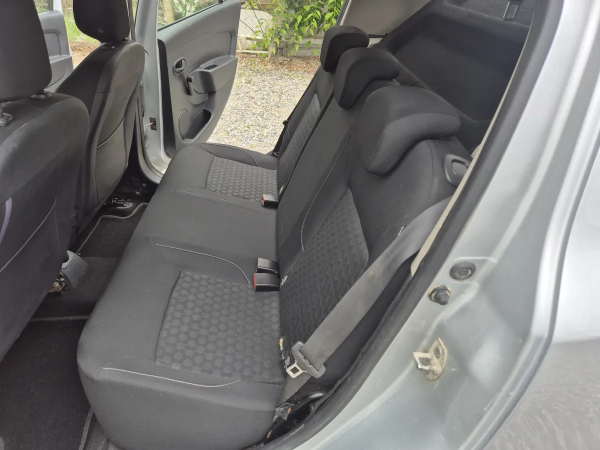 Dacia Sandero 1.5 DCI (2014) - slika 17