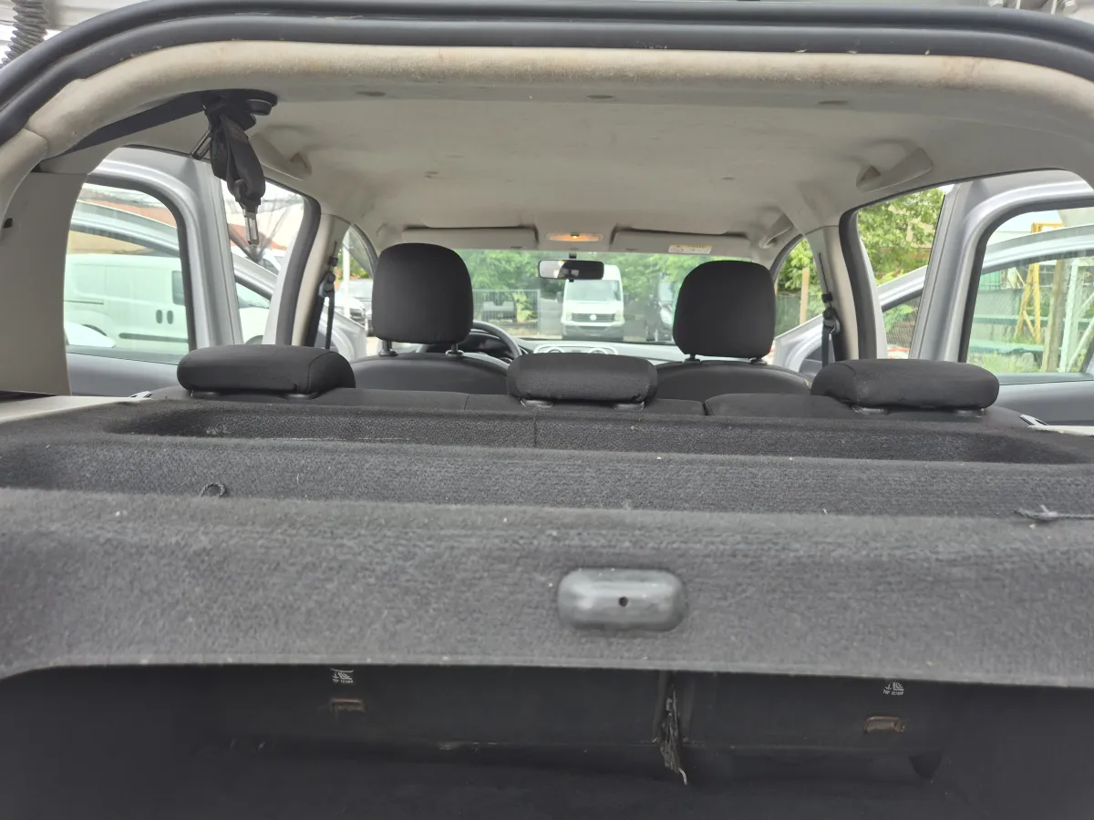 Dacia Sandero 1.5 DCI (2014) - slika 20