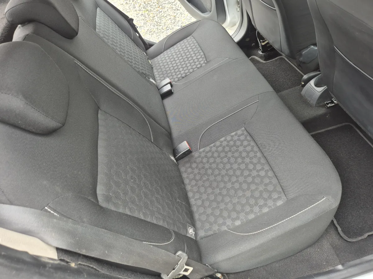 Dacia Sandero 1.5 DCI (2014) - slika 22
