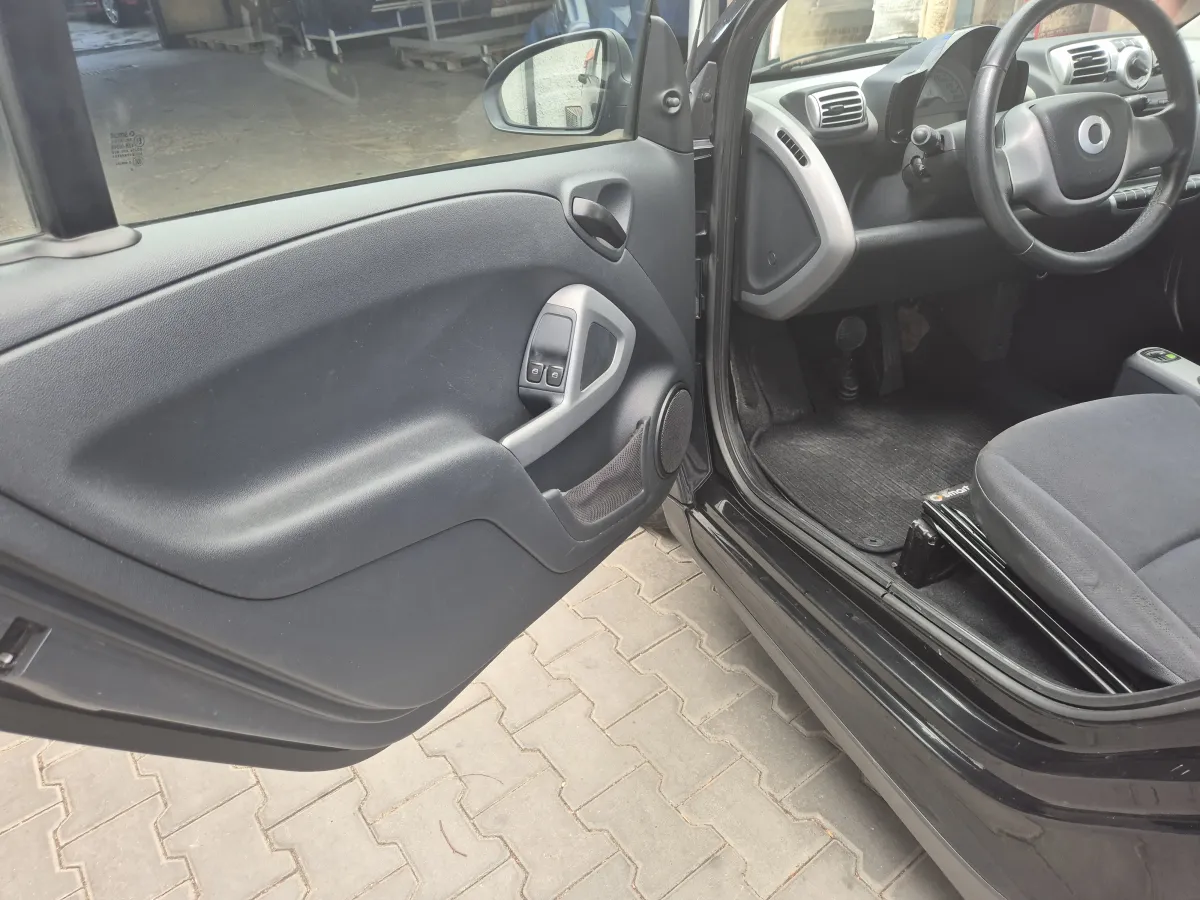 Smart ForTwo 1.0 MHD (2010) - slika 7
