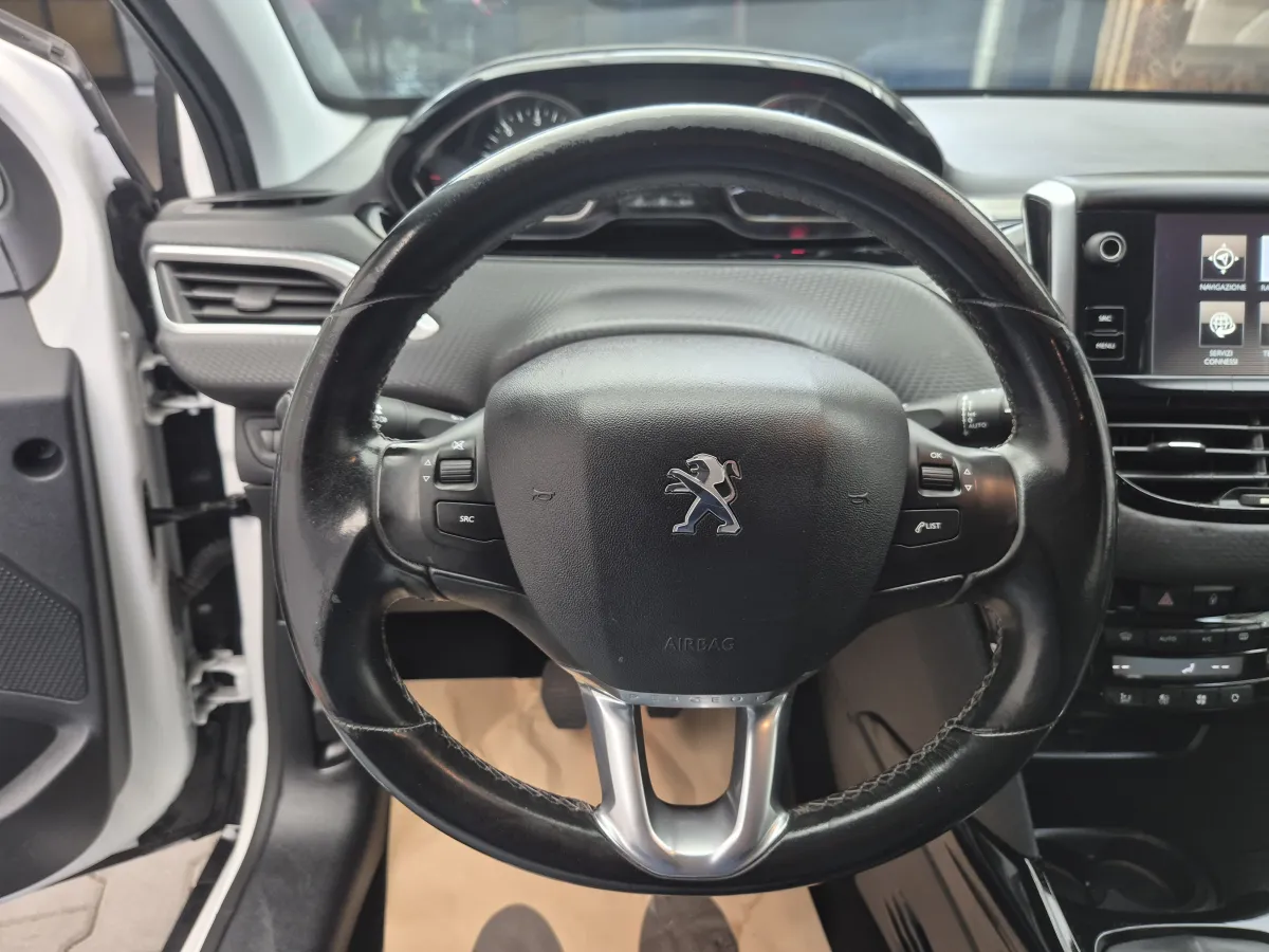 Peugeot 2008 1.6 e HDI ULLERE (2016) - slika 35