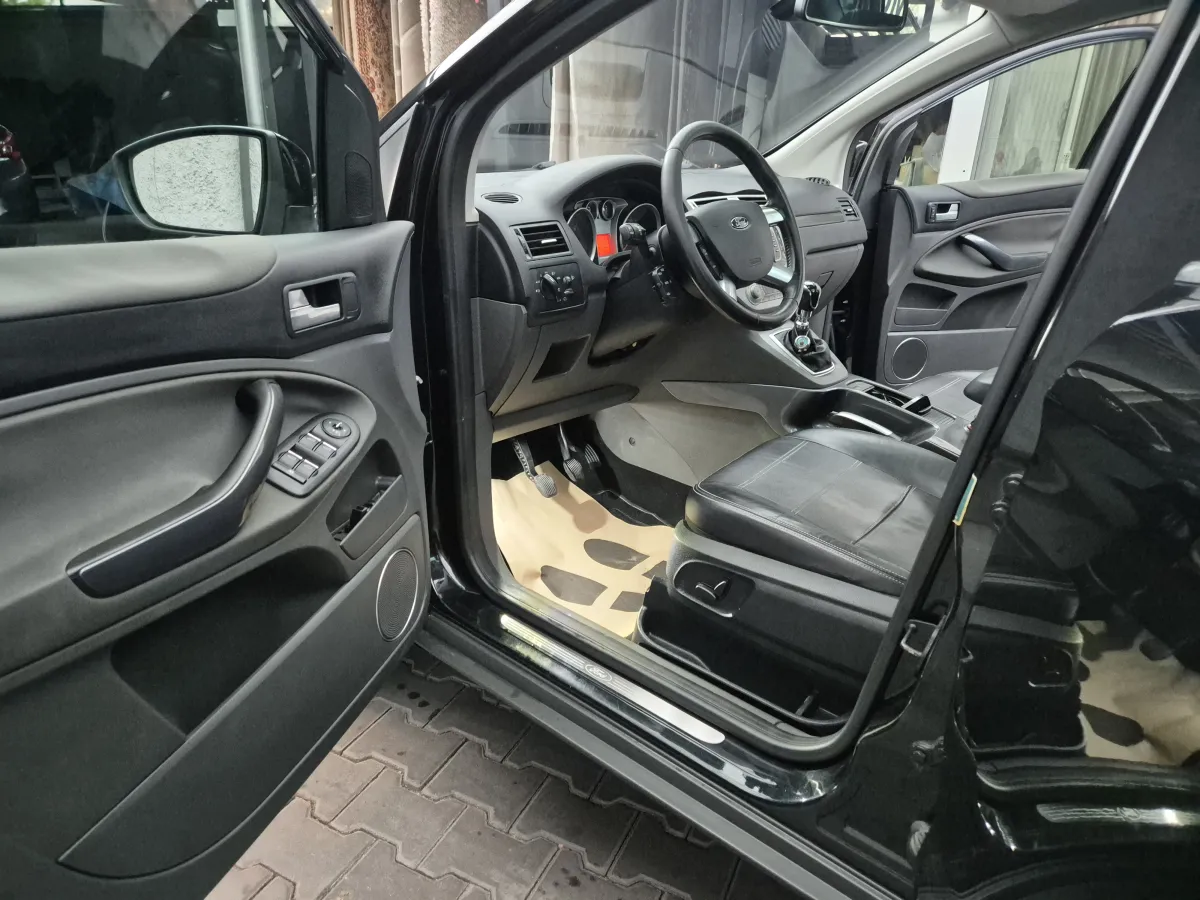 Ford Kuga 2.0 TDCI (2012) - slika 12