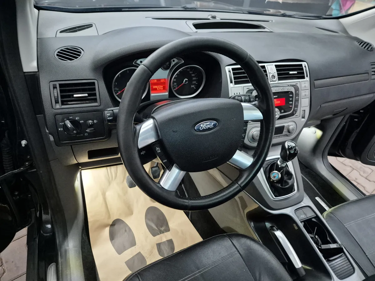 Ford Kuga 2.0 TDCI (2012) - slika 13