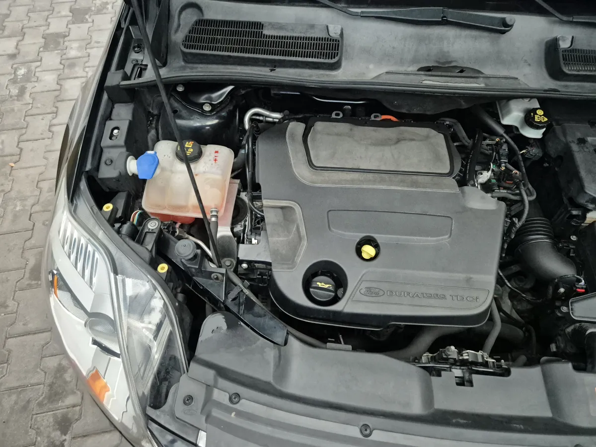 Ford Kuga 2.0 TDCI (2012) - slika 42