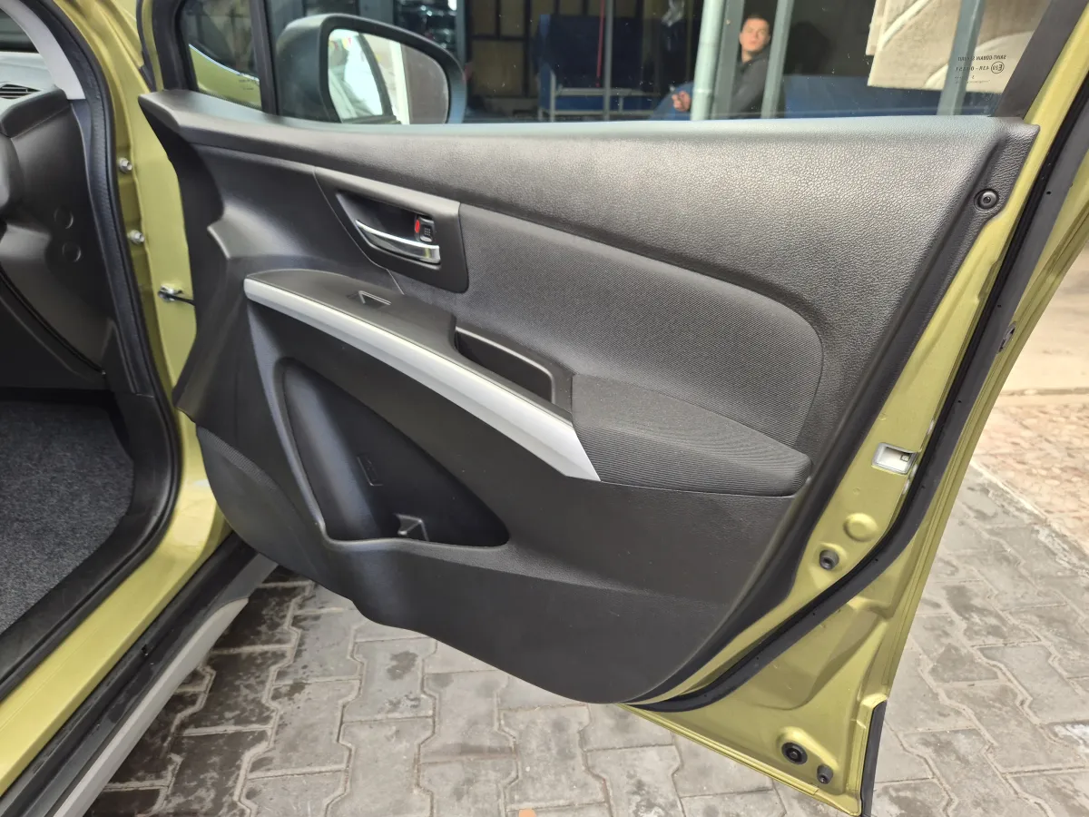 Suzuki SX4 S-Cross 1.6 (2013) - slika 26