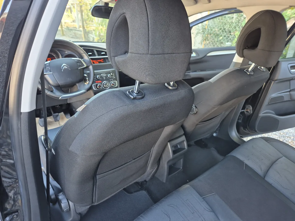 Citroen C4 1.6 eHDI (2011) - slika 16