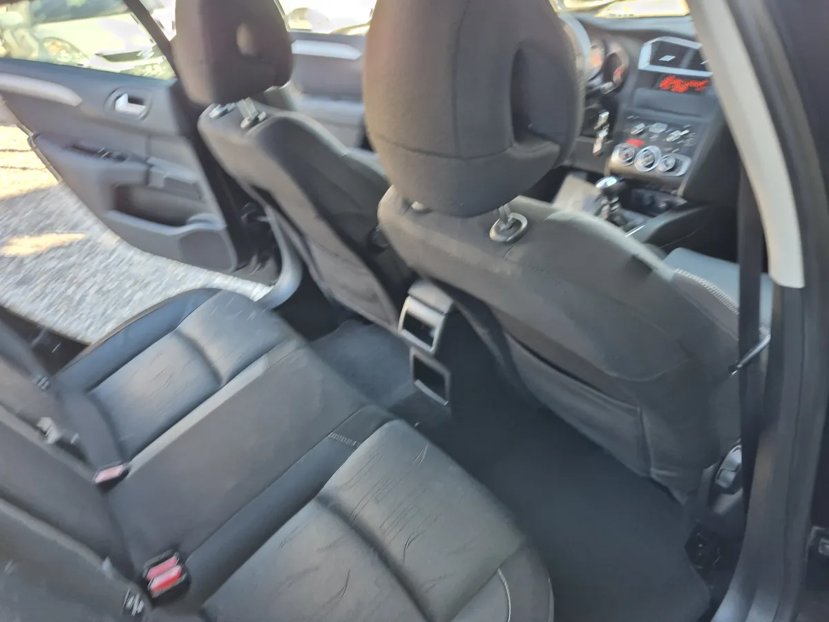 Citroen C4 1.6 eHDI (2011) - slika 22