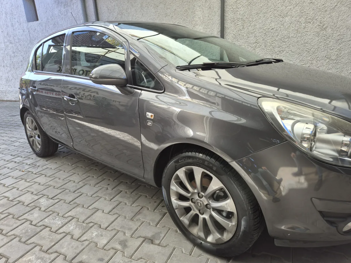 Opel Corsa D 1.2 (2010) - slika 8