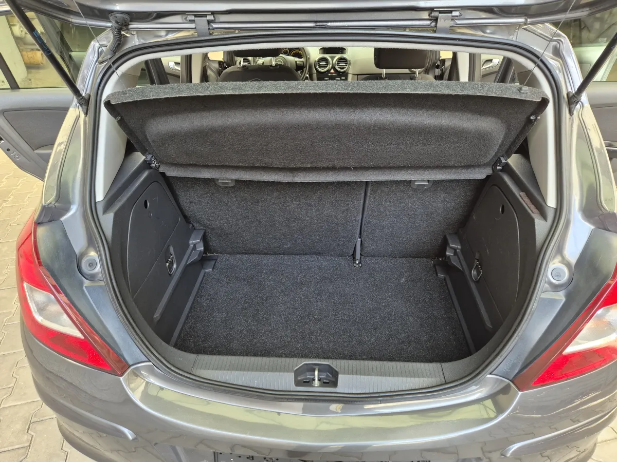 Opel Corsa D 1.2 (2010) - slika 17