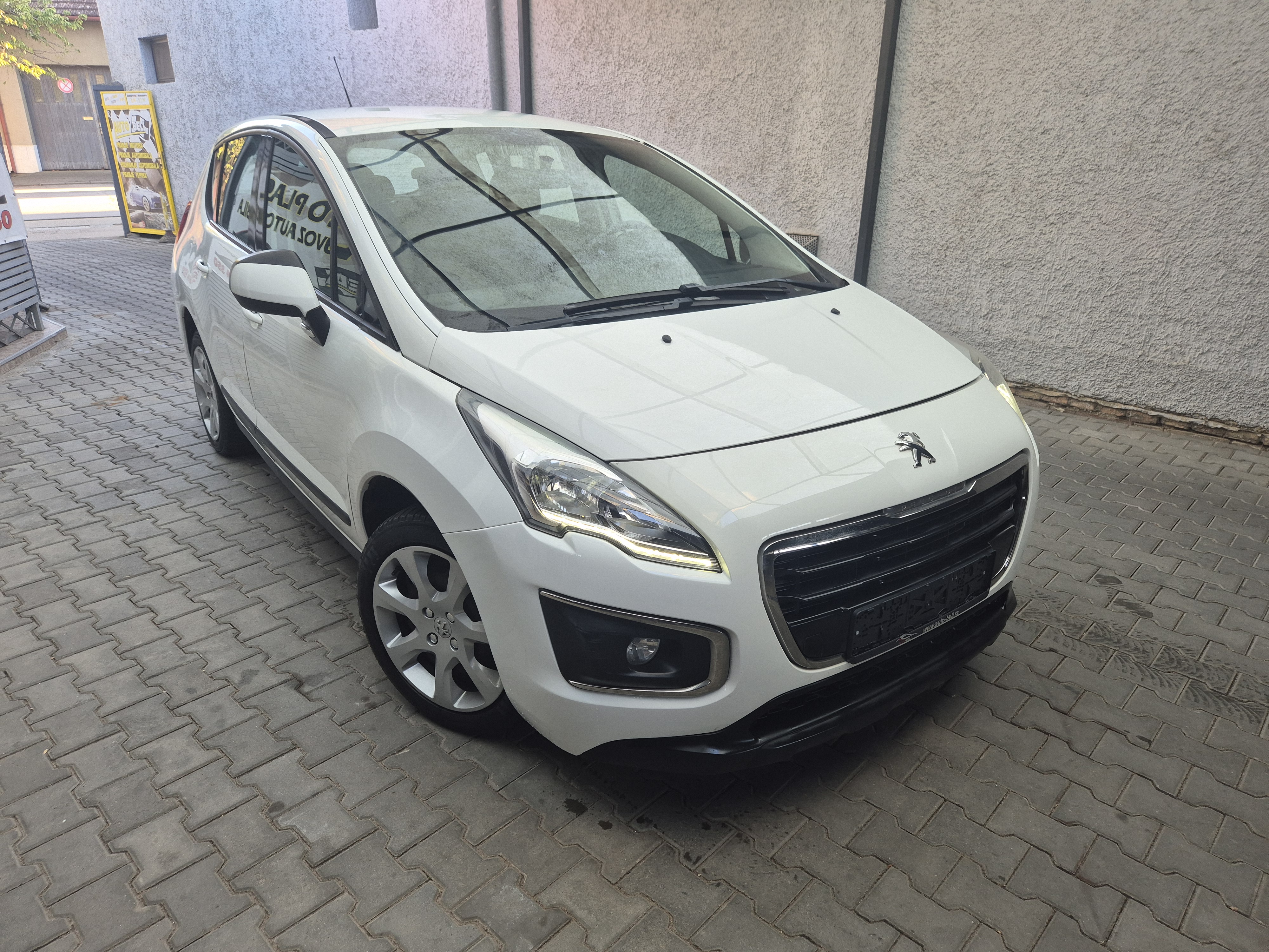 Peugeot 3008 1.6 HDI